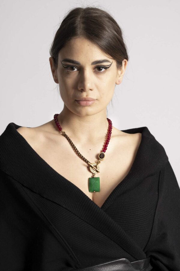 Brazilian agate and antique gold necklace with amethist crystal - Image 2