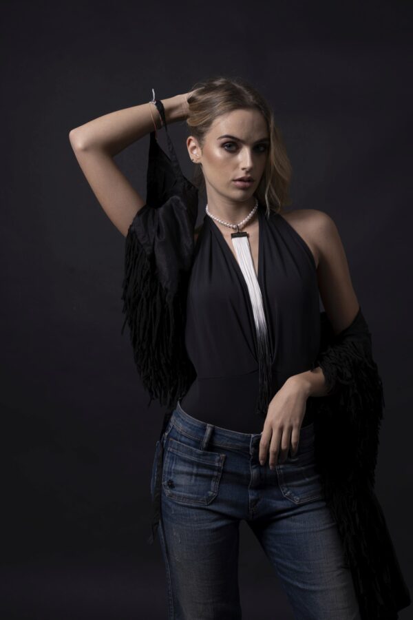 Shaded fringes pearl choker - Image 2