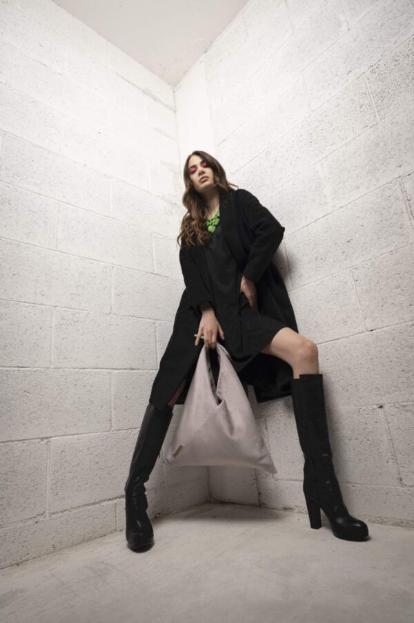 BORSA LILY BELLE IN CACHEMIRE PERLA - immagine 2
