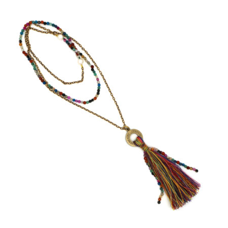 Collana giada e nappa di lino