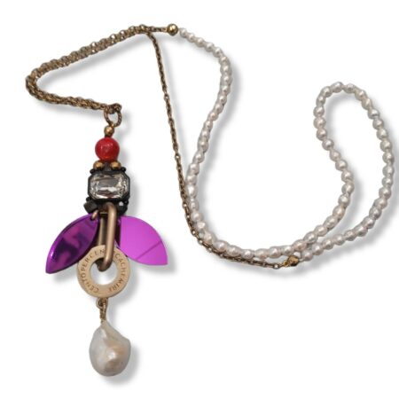 Collana cabochon con foglie viola